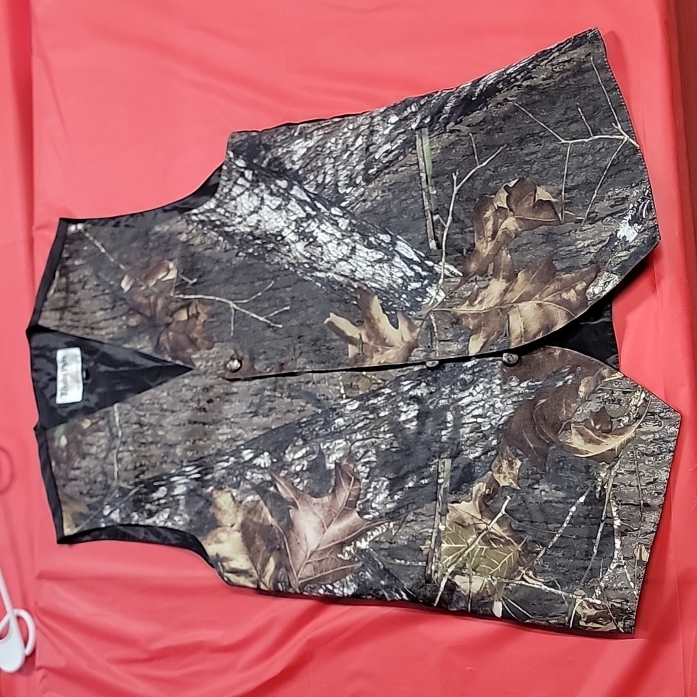 men's Camo vest Size ML